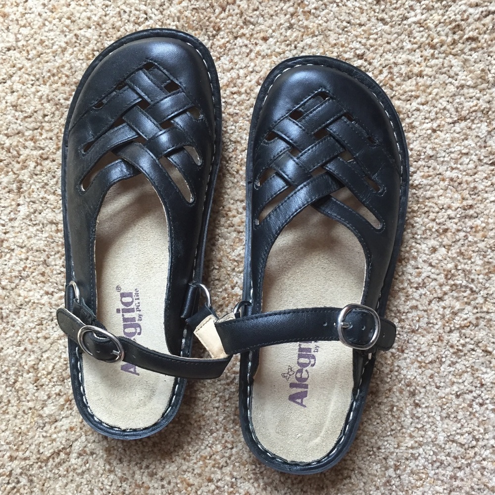Alegria clogs